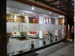 Oyster Airport Hotel Haiderabad Buitenkant foto