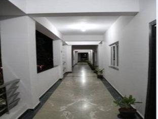 Oyster Airport Hotel Haiderabad Buitenkant foto