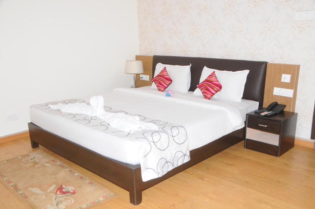 Oyster Airport Hotel Haiderabad Buitenkant foto